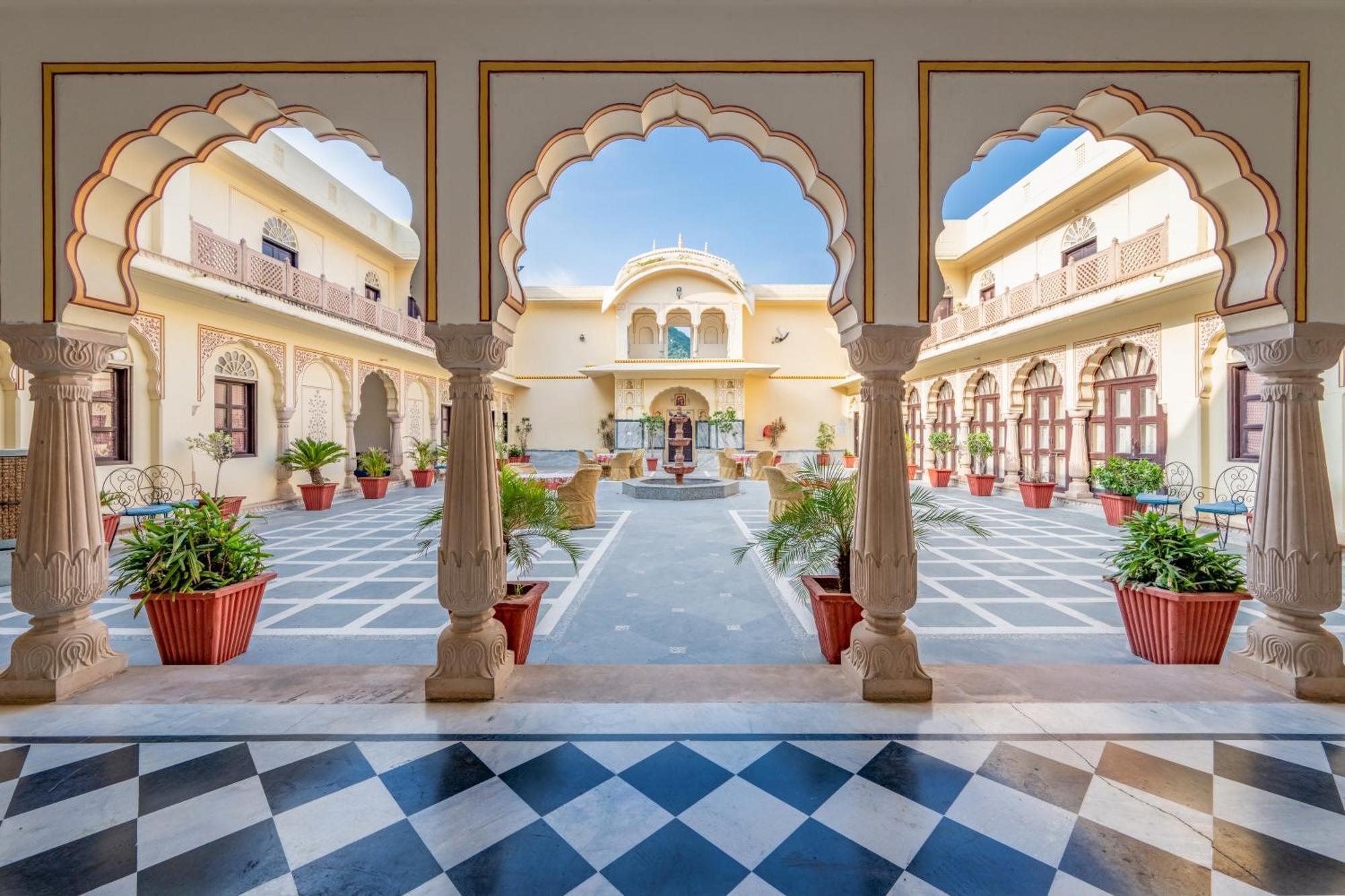 Dhulagarh Heritage Palace Hotel Near Jaipur Banskhoh Экстерьер фото