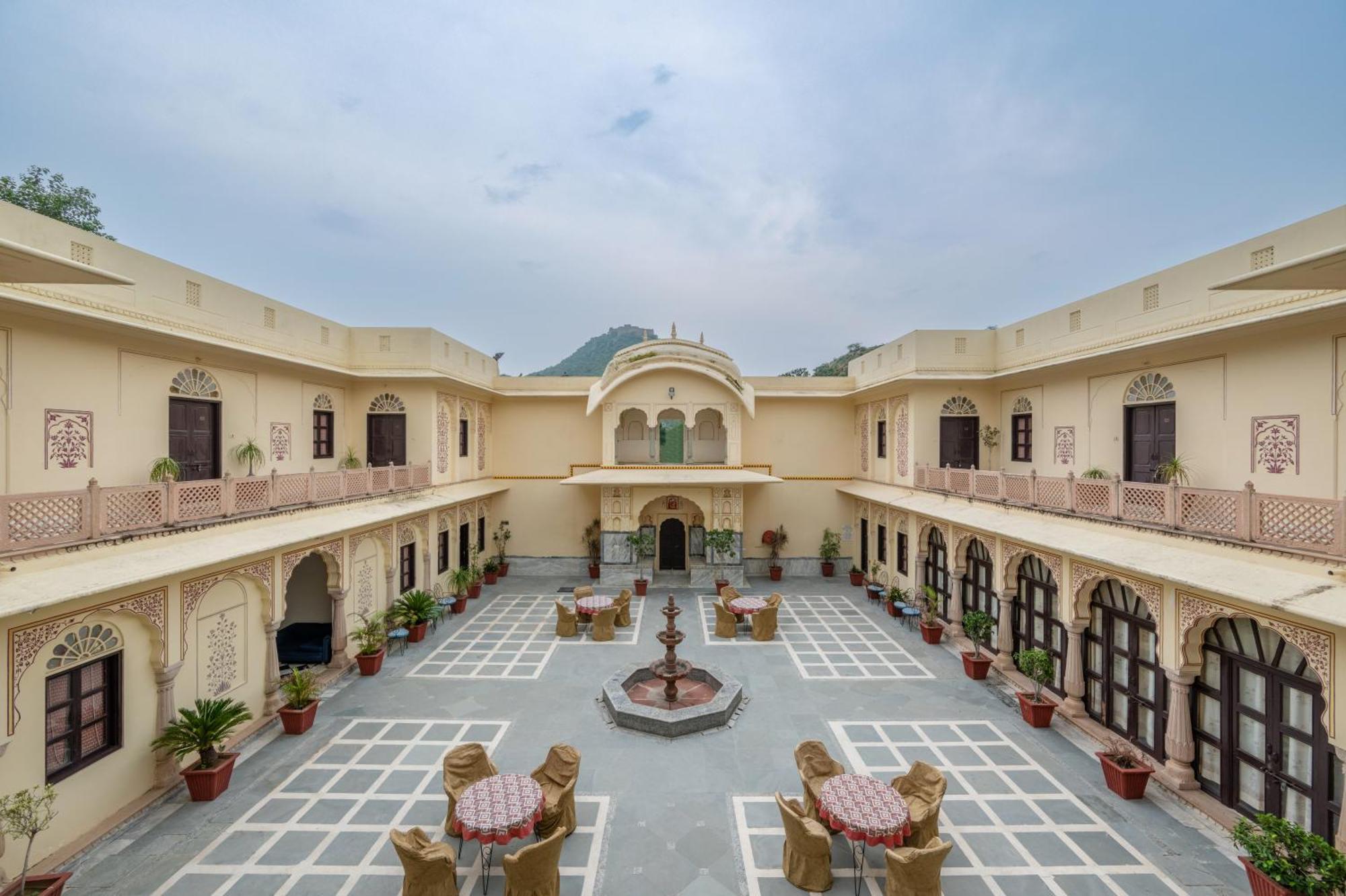 Dhulagarh Heritage Palace Hotel Near Jaipur Banskhoh Экстерьер фото