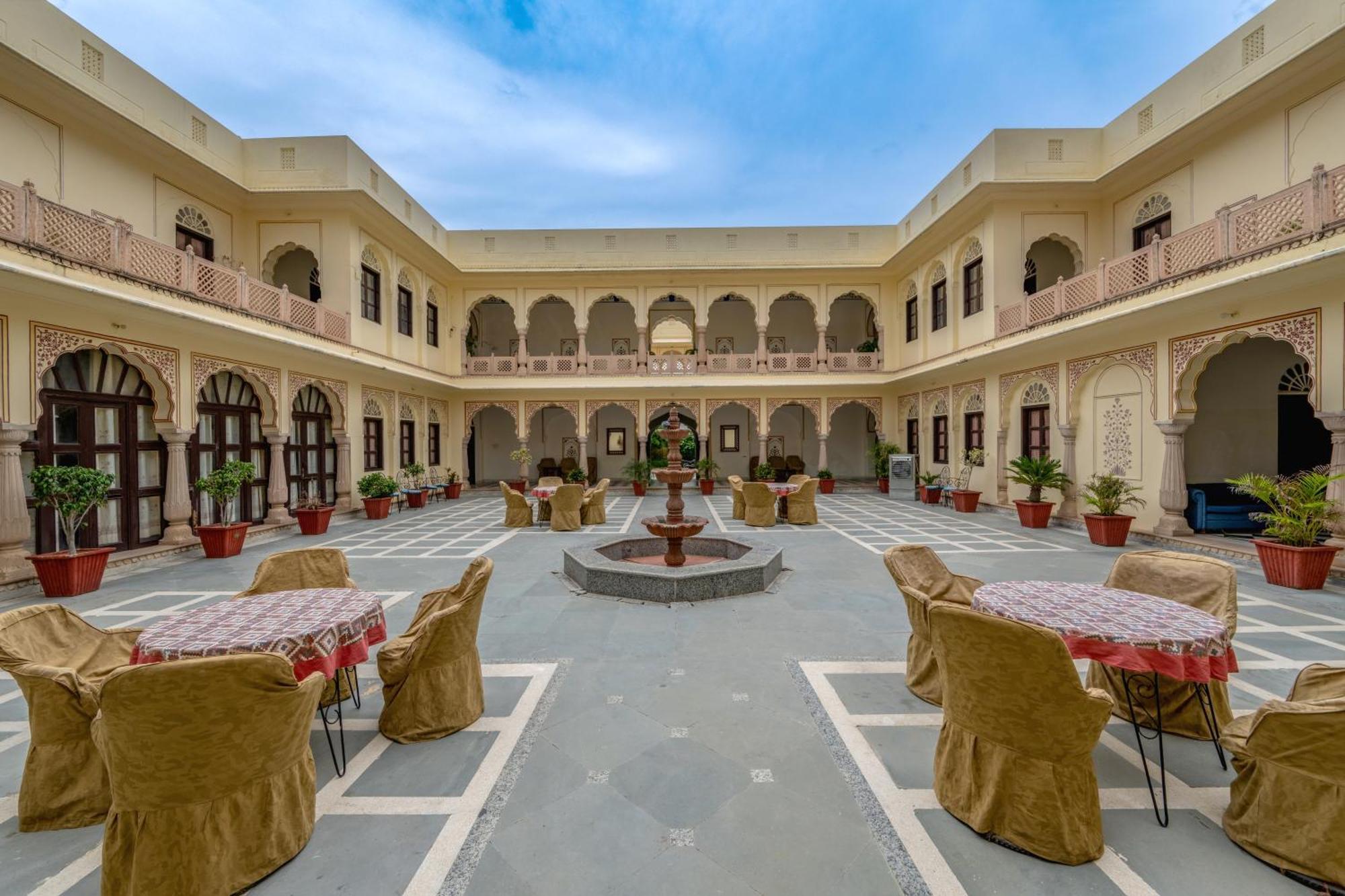 Dhulagarh Heritage Palace Hotel Near Jaipur Banskhoh Экстерьер фото