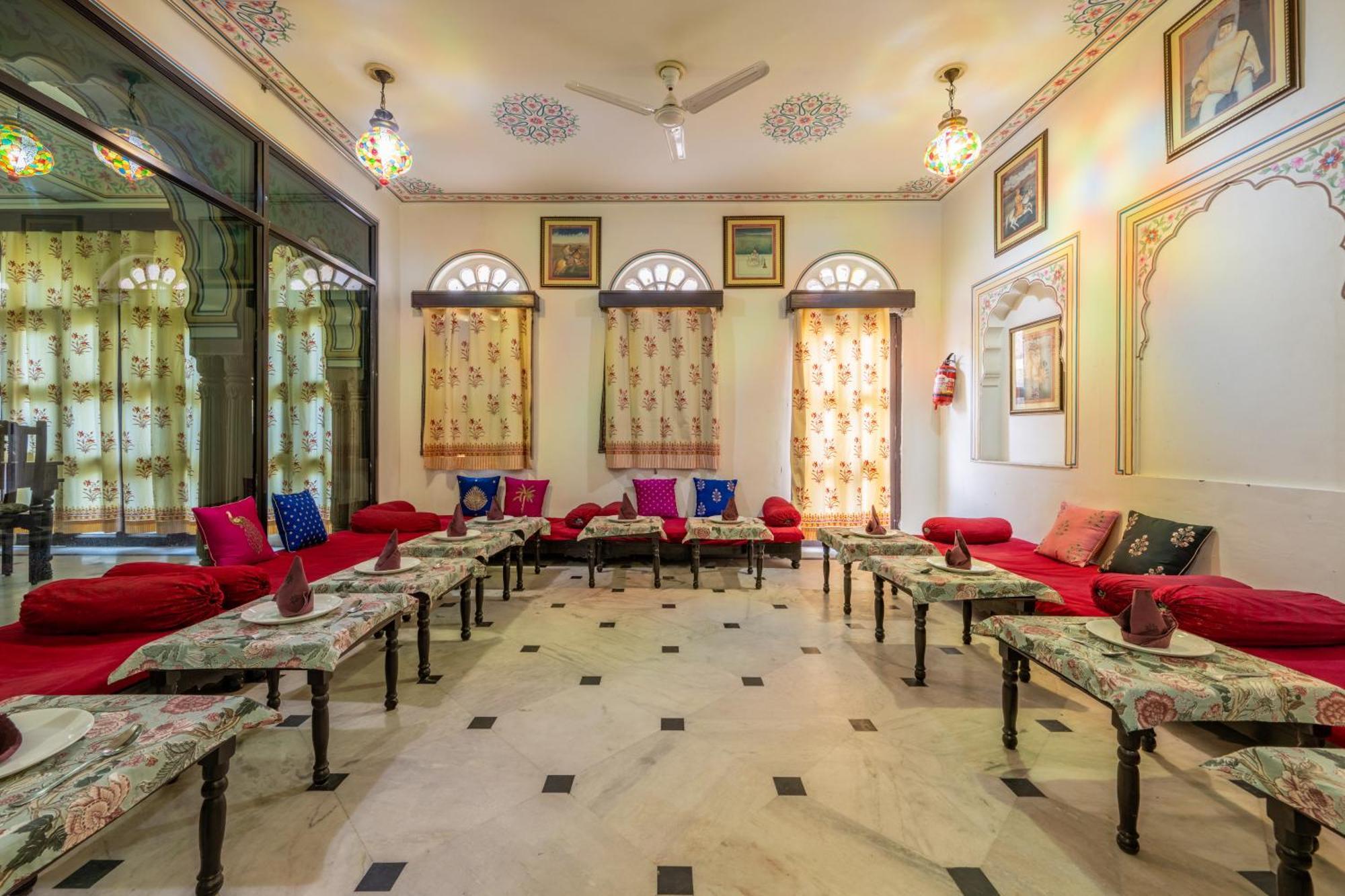 Dhulagarh Heritage Palace Hotel Near Jaipur Banskhoh Экстерьер фото