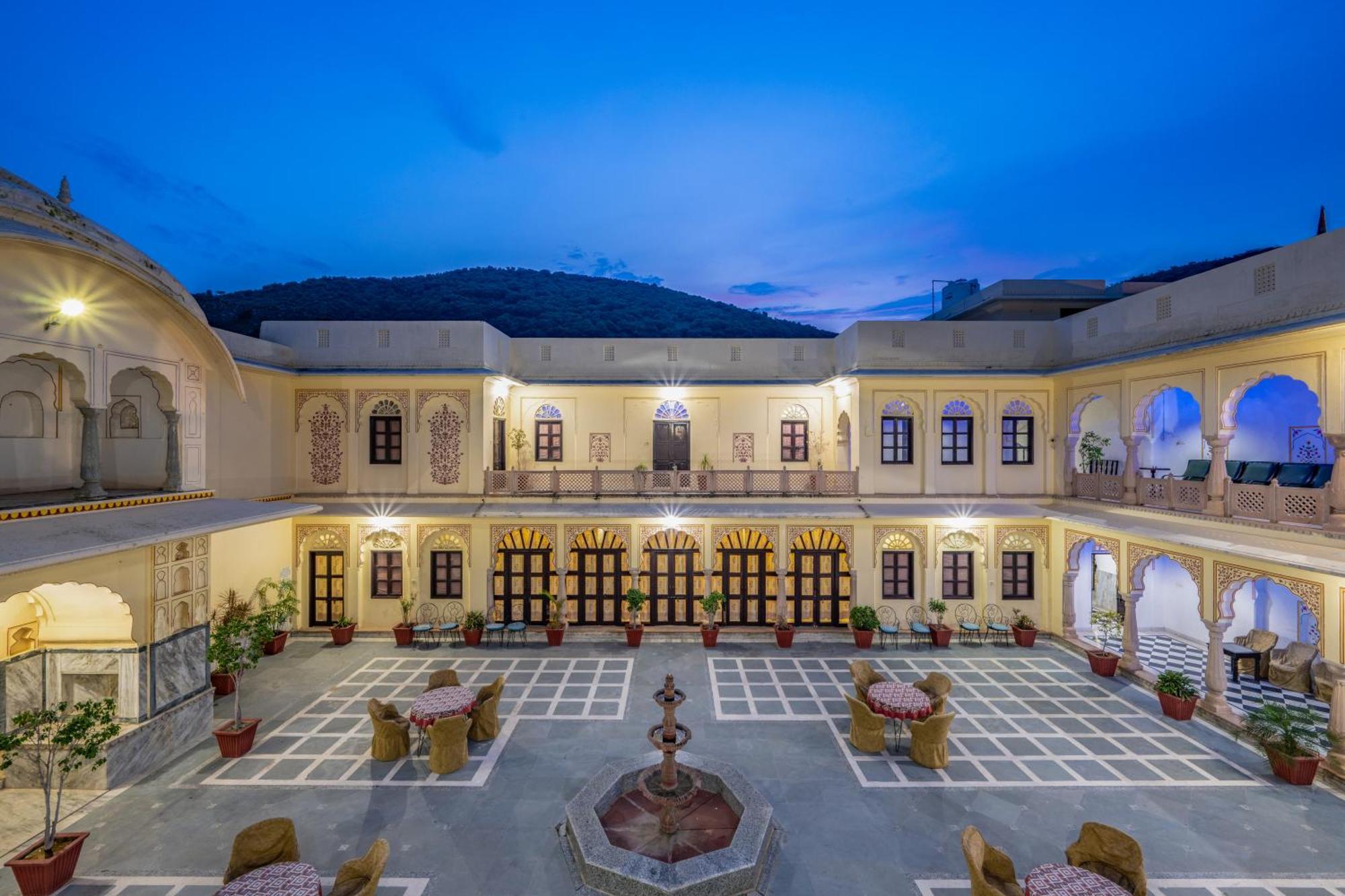 Dhulagarh Heritage Palace Hotel Near Jaipur Banskhoh Экстерьер фото