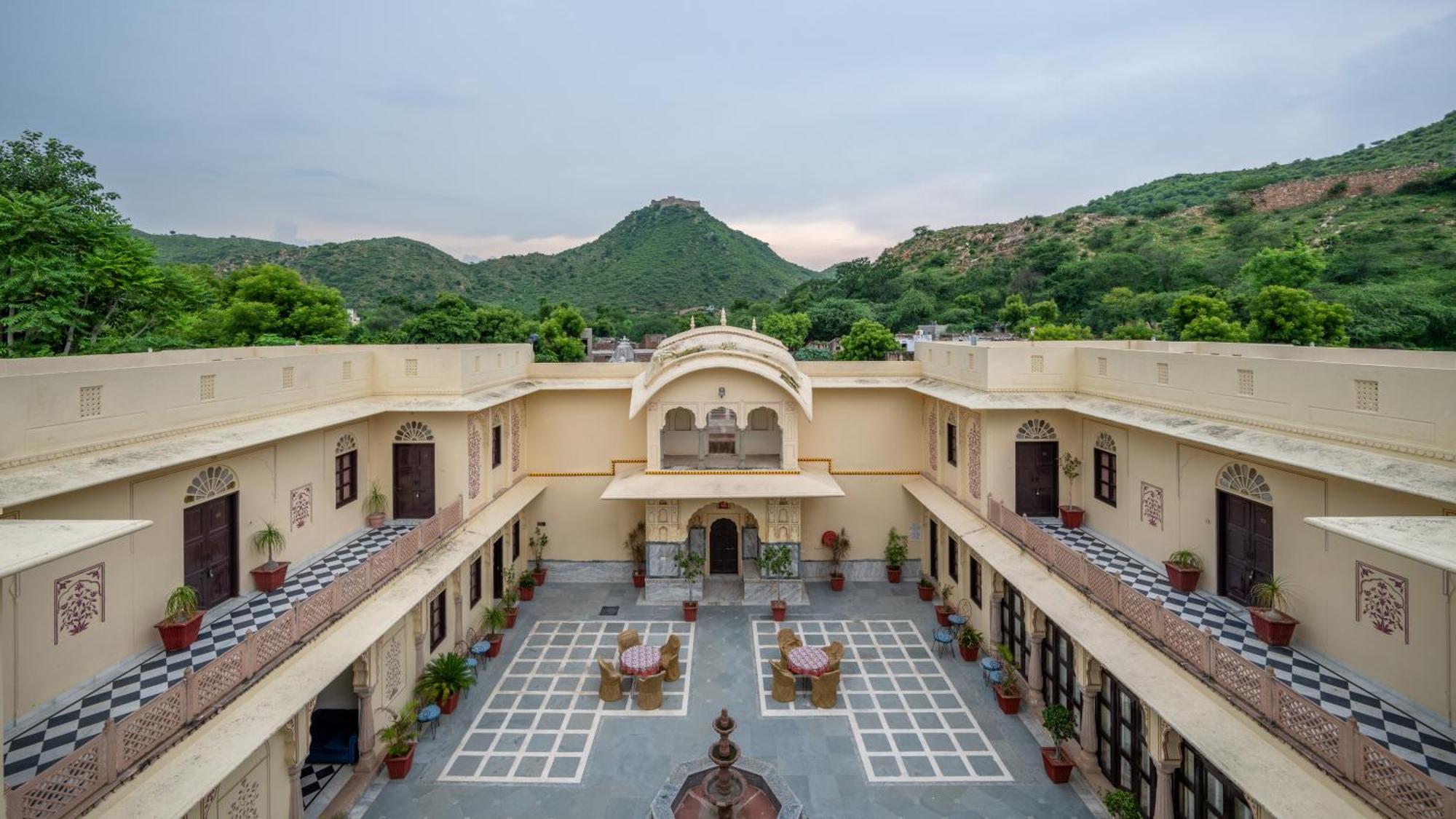 Dhulagarh Heritage Palace Hotel Near Jaipur Banskhoh Экстерьер фото