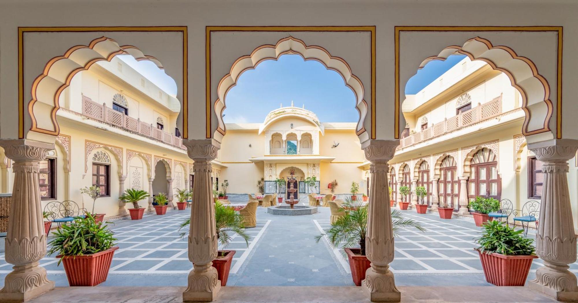 Dhulagarh Heritage Palace Hotel Near Jaipur Banskhoh Экстерьер фото